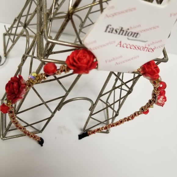 3/25🦋Red Headband with Roses and Rhinestone Decor New - Picture 4 of 5